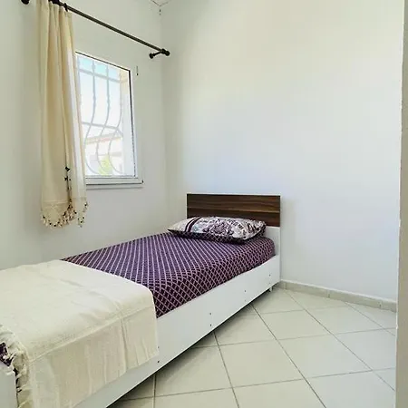 Yalikavak Marina'nin Hemen Yaninda 3+1 Esyali Ev Bodrum