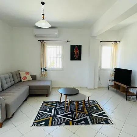 Apartamento Yalikavak Marina'nin Hemen Yaninda 3+1 Esyali Ev Bodrum