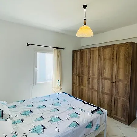 Apartment Yalikavak Marina'nin Hemen Yaninda 3+1 Esyali Ev Bodrum